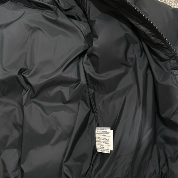 Under Armour Women’s 600 fill down Transition Jacket Short - Picture 9 of 10